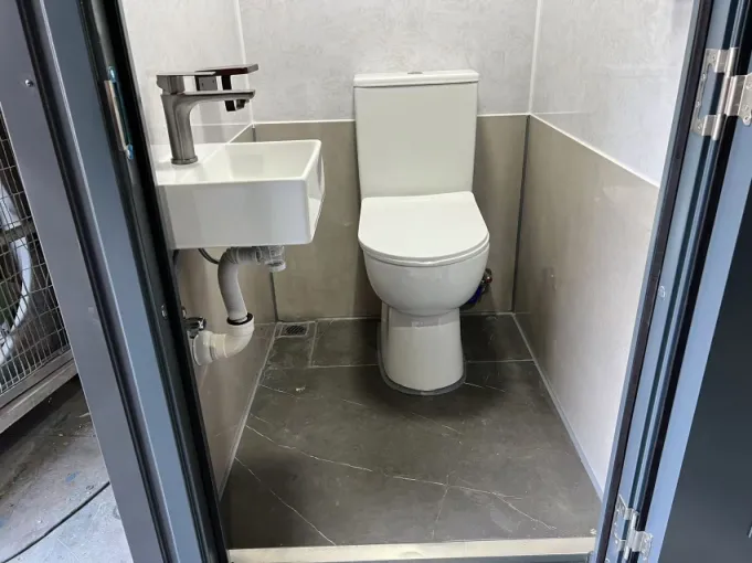wc kabine wc container mobile toiletten toilettenhaus Sanitärcontainer toilettencontainer dixi klo antrazit ultra deluxe